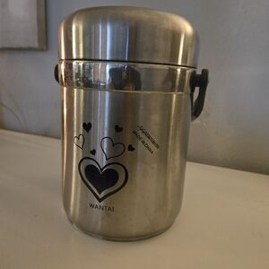 WANTAI Silver Insulated Container